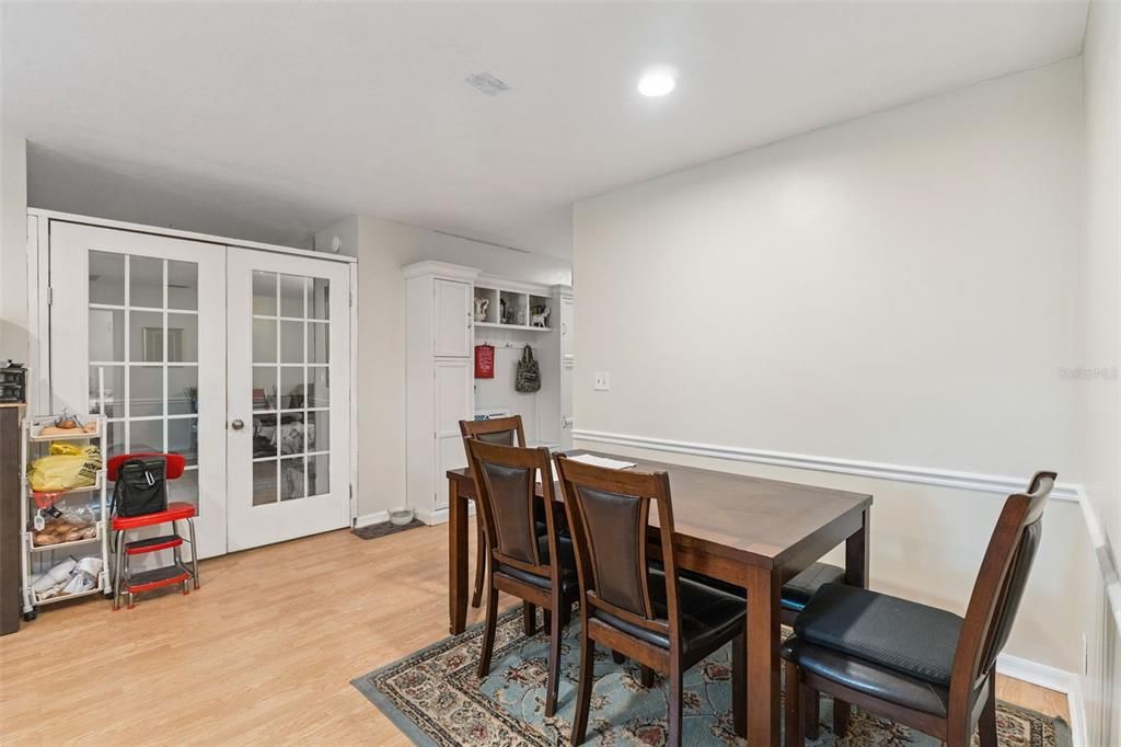 En Venta: $320,000 (3 camas, 2 baños, 1499 Pies cuadrados)