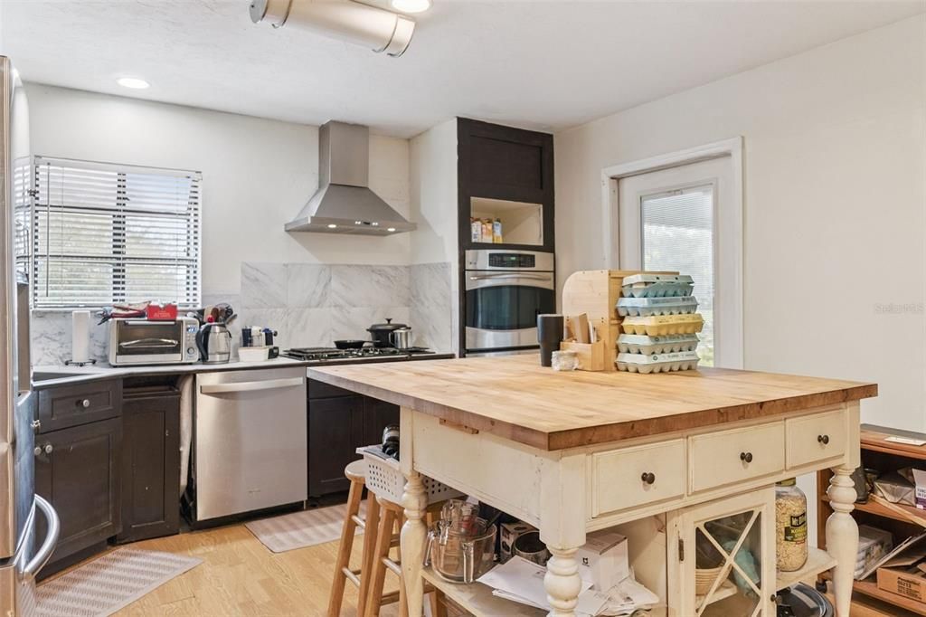 En Venta: $320,000 (3 camas, 2 baños, 1499 Pies cuadrados)