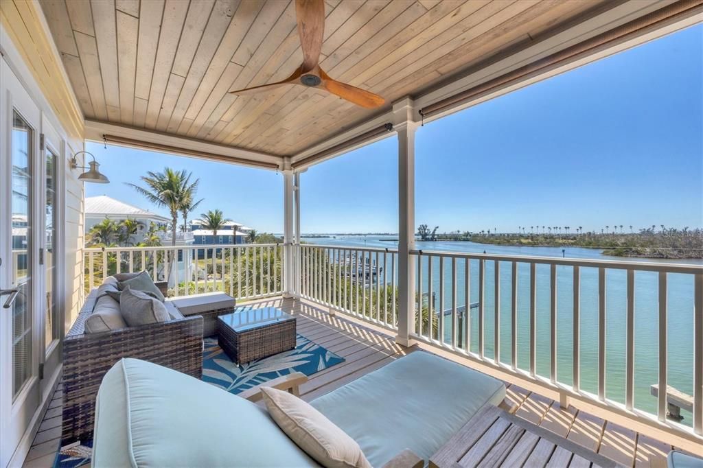 В аренду: $2,335 (3 спален, 3 ванн, 1980 Квадратных фут)