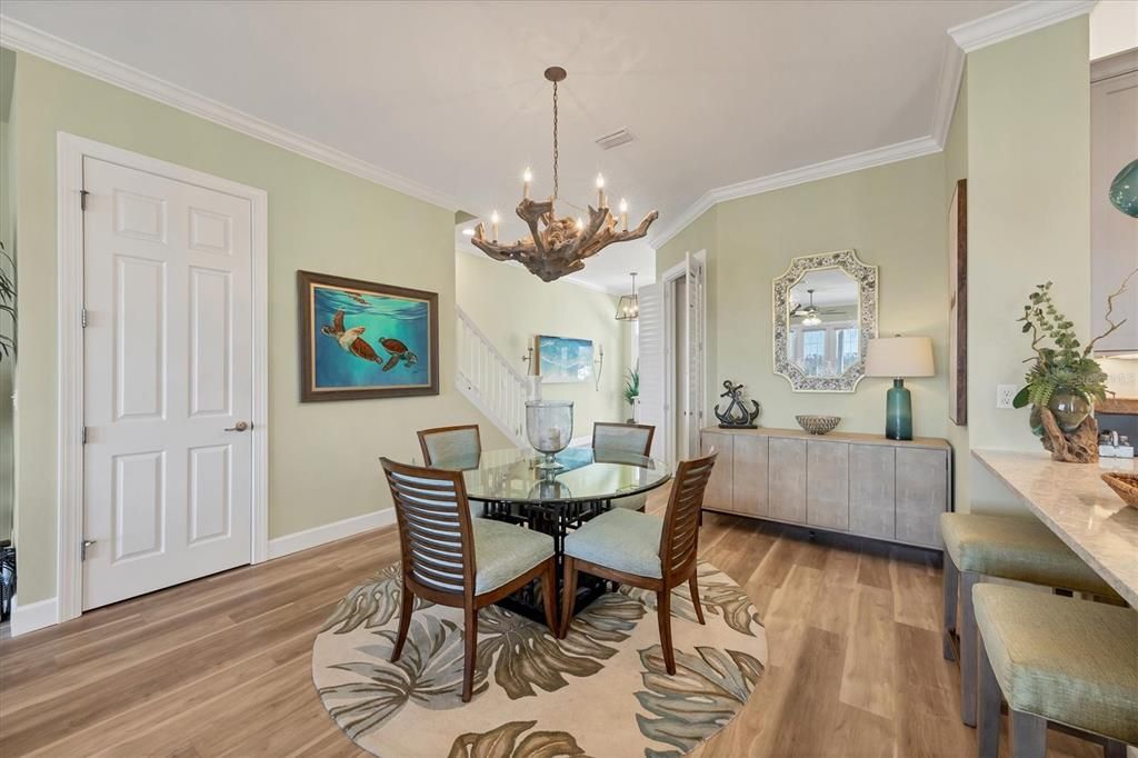 В аренду: $2,335 (3 спален, 3 ванн, 1980 Квадратных фут)