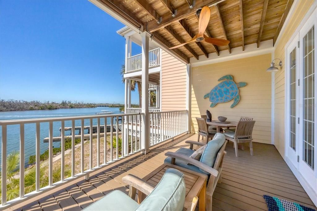 В аренду: $2,335 (3 спален, 3 ванн, 1980 Квадратных фут)