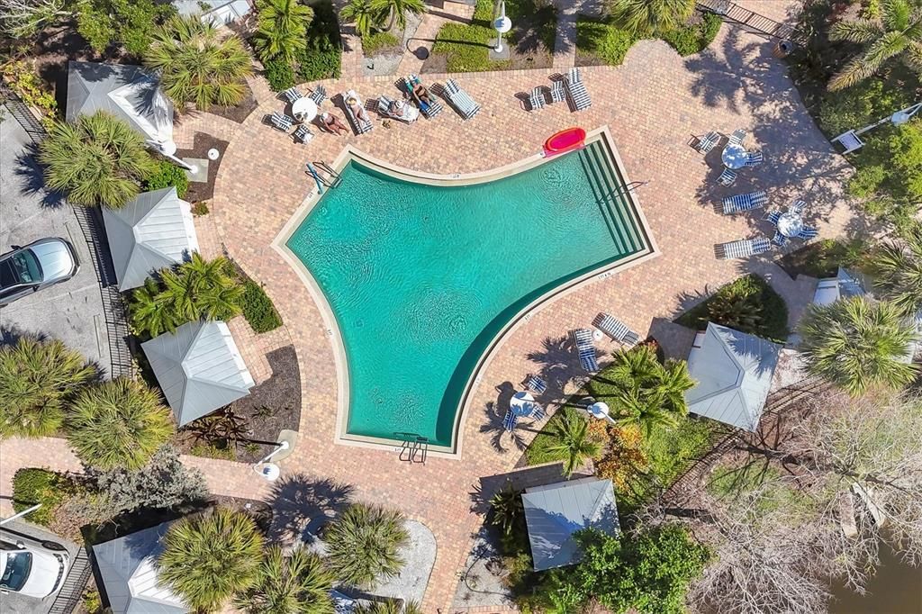 В аренду: $2,335 (3 спален, 3 ванн, 1980 Квадратных фут)