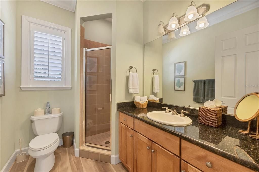 В аренду: $2,335 (3 спален, 3 ванн, 1980 Квадратных фут)