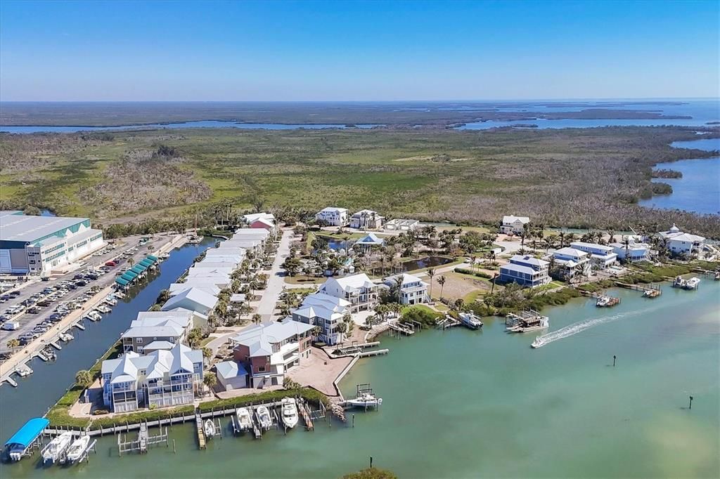 В аренду: $2,335 (3 спален, 3 ванн, 1980 Квадратных фут)