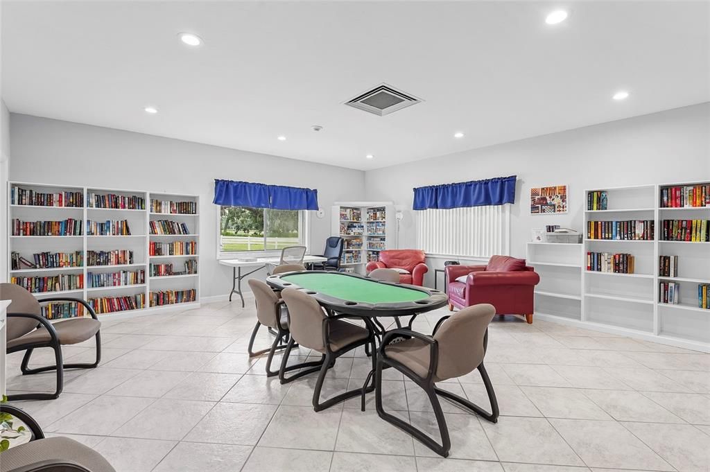 En Venta: $167,900 (2 camas, 2 baños, 921 Pies cuadrados)