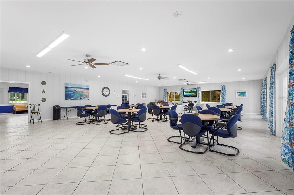 En Venta: $167,900 (2 camas, 2 baños, 921 Pies cuadrados)