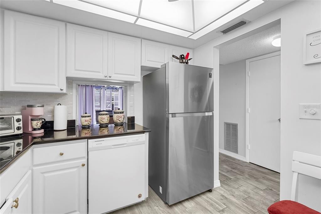 En Venta: $167,900 (2 camas, 2 baños, 921 Pies cuadrados)