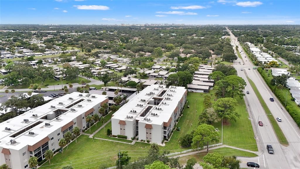 En Venta: $167,900 (2 camas, 2 baños, 921 Pies cuadrados)