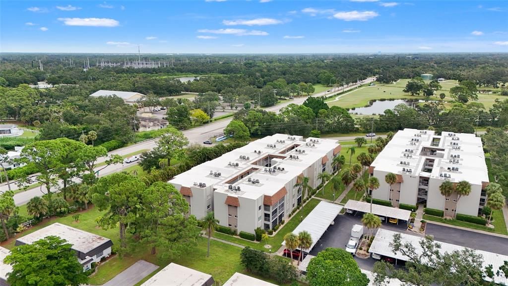 En Venta: $167,900 (2 camas, 2 baños, 921 Pies cuadrados)