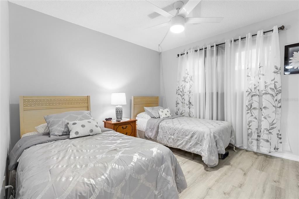 En Venta: $167,900 (2 camas, 2 baños, 921 Pies cuadrados)