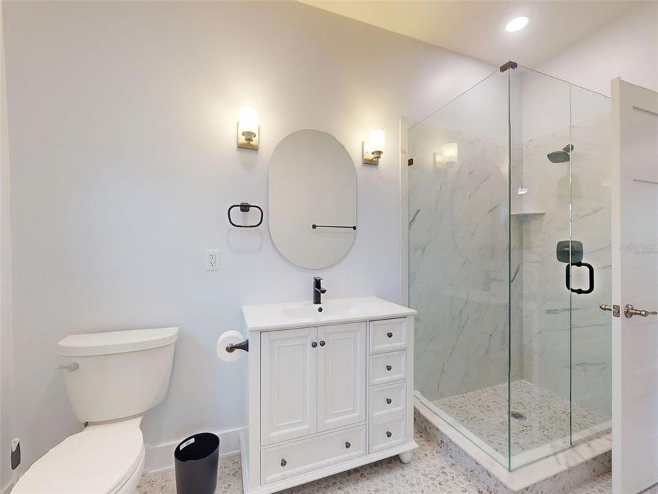 待售: $610,000 (2 贝兹, 2 浴室, 1236 平方英尺)