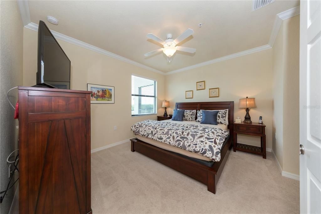 В аренду: $1,700 (2 спален, 2 ванн, 1297 Квадратных фут)