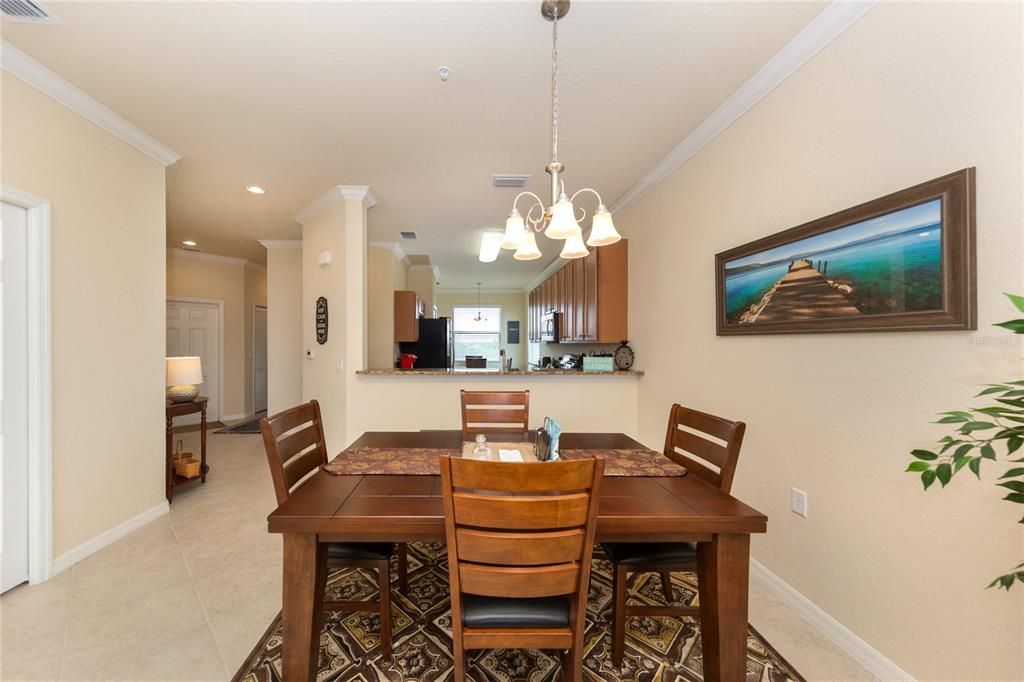 В аренду: $1,700 (2 спален, 2 ванн, 1297 Квадратных фут)