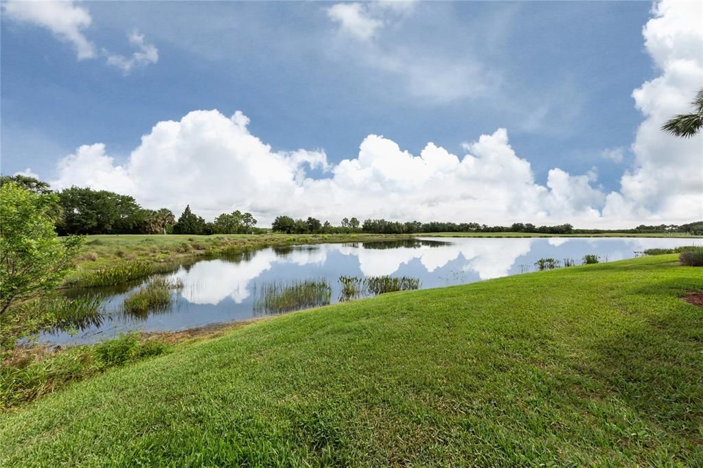 В аренду: $1,700 (2 спален, 2 ванн, 1297 Квадратных фут)