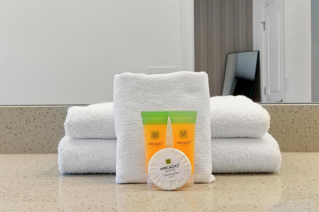 待售: $898,000 (5 贝兹, 5 浴室, 1918 平方英尺)