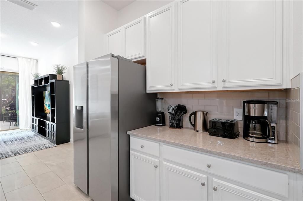 待售: $898,000 (5 贝兹, 5 浴室, 1918 平方英尺)