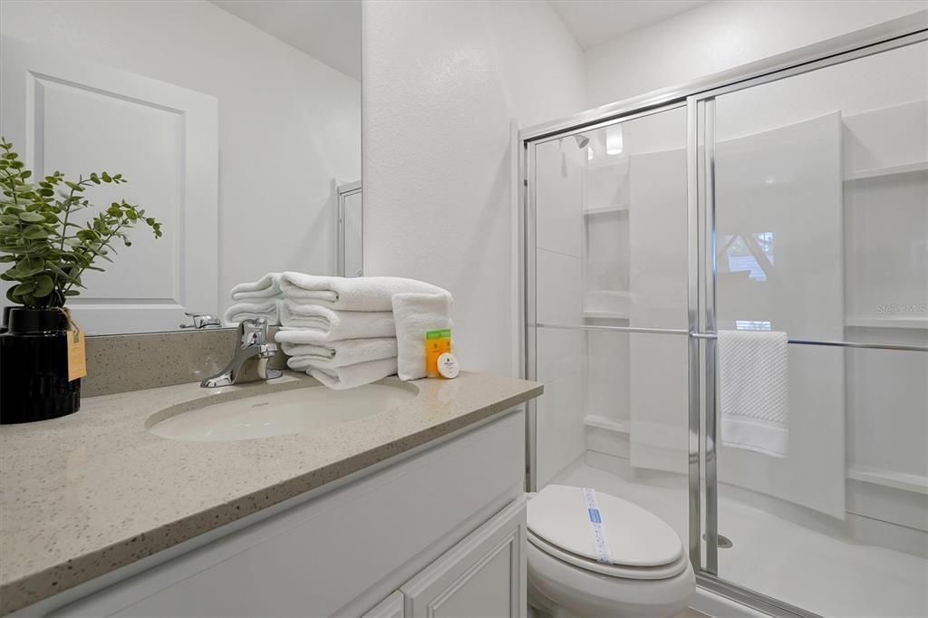 待售: $898,000 (5 贝兹, 5 浴室, 1918 平方英尺)