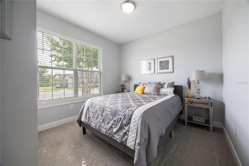 Active With Contract: $365,563 (3 beds, 2 baths, 1662 Square Feet)