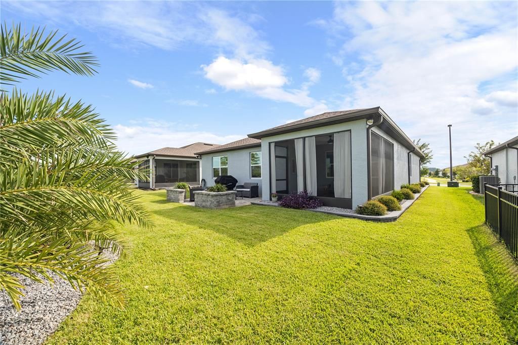 Active With Contract: $365,563 (3 beds, 2 baths, 1662 Square Feet)