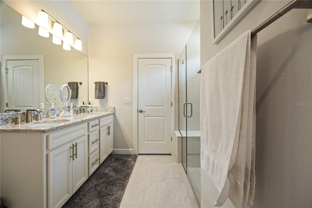 Active With Contract: $365,563 (3 beds, 2 baths, 1662 Square Feet)