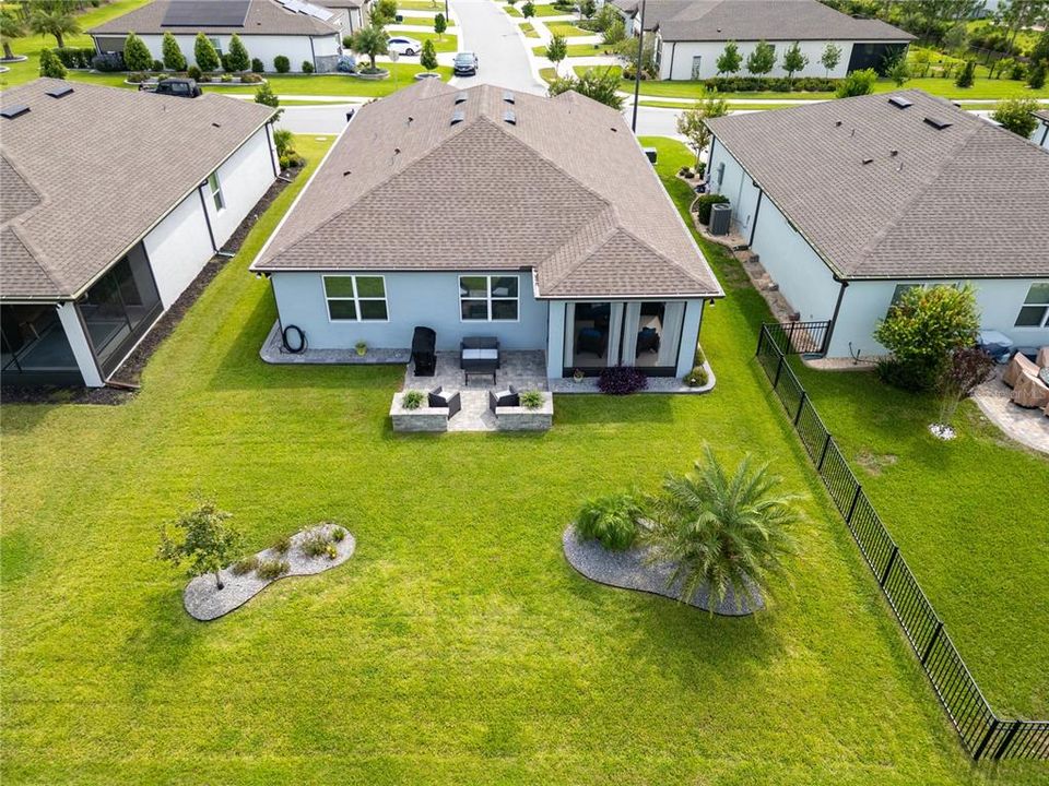 Active With Contract: $365,563 (3 beds, 2 baths, 1662 Square Feet)