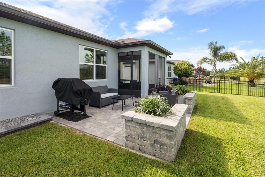 Active With Contract: $365,563 (3 beds, 2 baths, 1662 Square Feet)