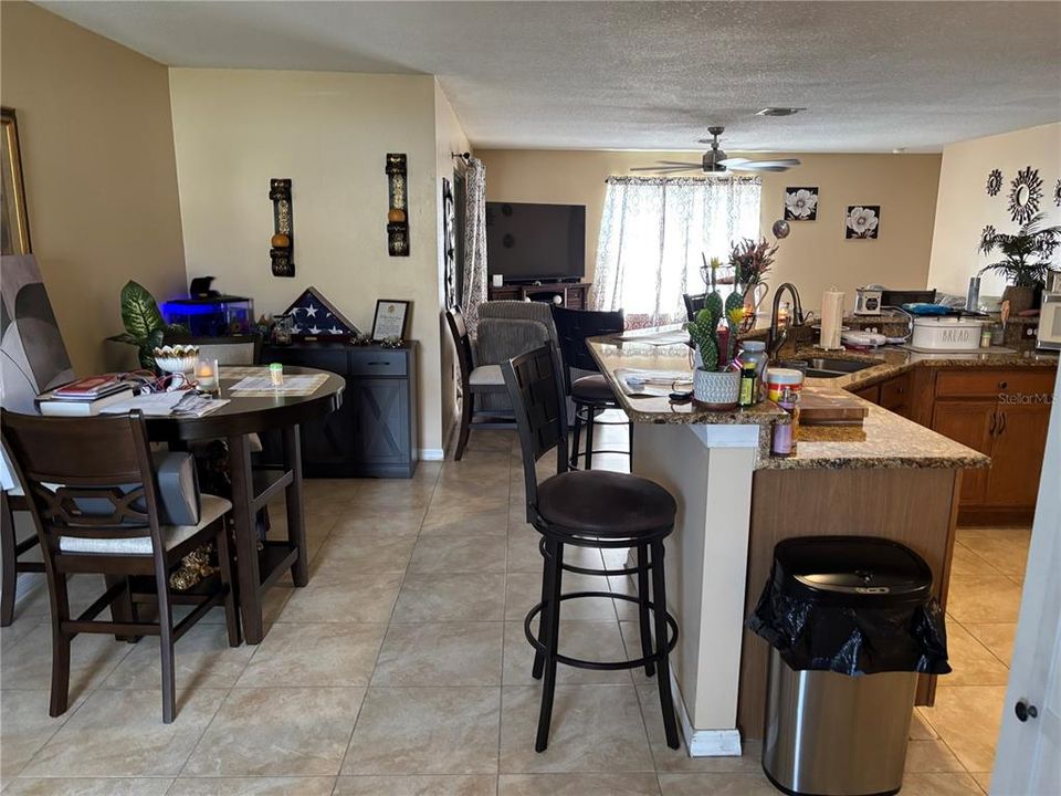 Active With Contract: $229,999 (3 beds, 2 baths, 1417 Square Feet)