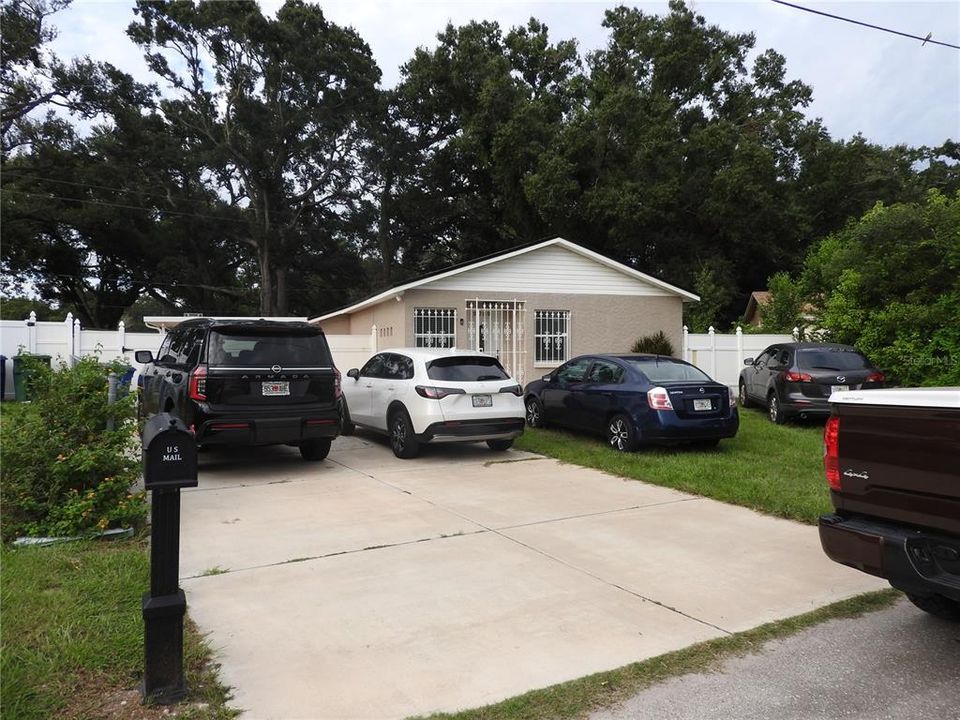 Vendido Recientemente: $429,900 (5 camas, 3 baños, 1543 Pies cuadrados)