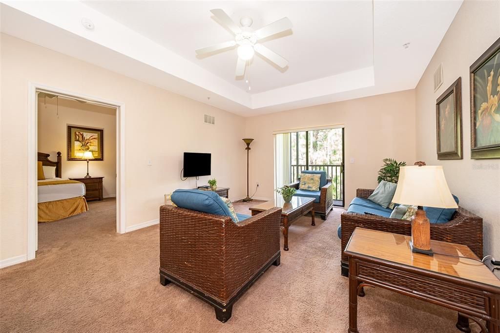 Под контрактом: $185,000 (3 спален, 2 ванн, 1700 Квадратных фут)