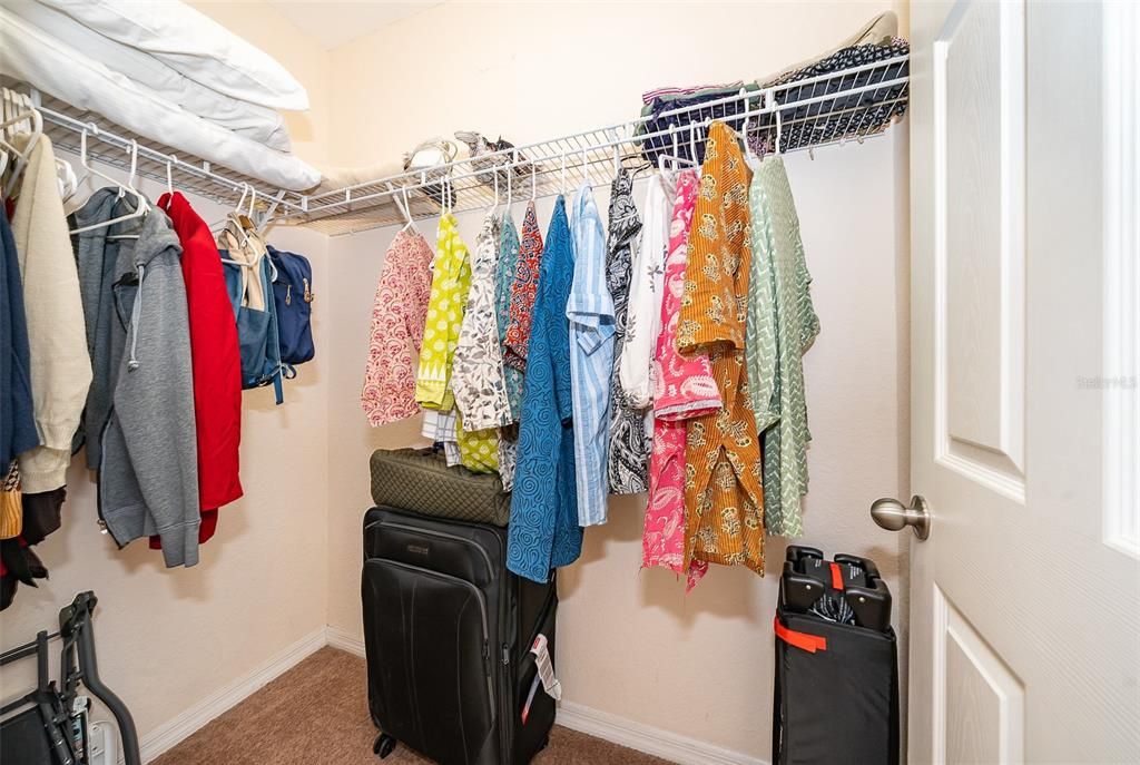 Под контрактом: $185,000 (3 спален, 2 ванн, 1700 Квадратных фут)