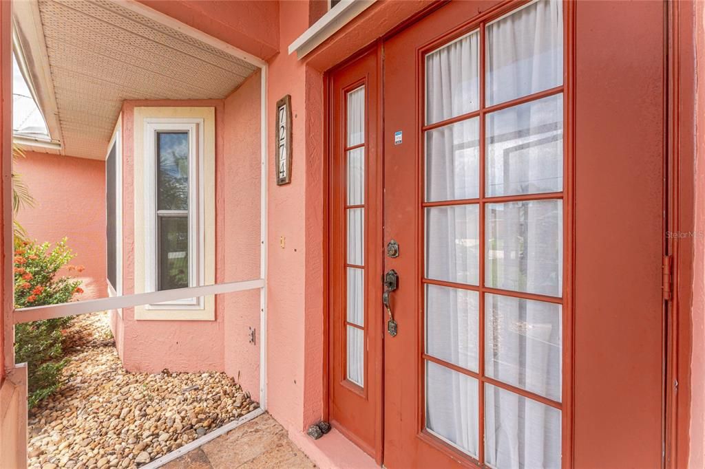 Под контрактом: $337,000 (3 спален, 2 ванн, 1901 Квадратных фут)