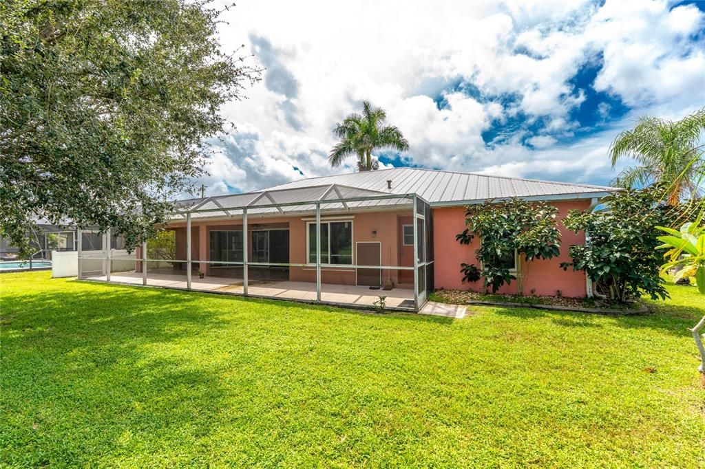 Под контрактом: $337,000 (3 спален, 2 ванн, 1901 Квадратных фут)