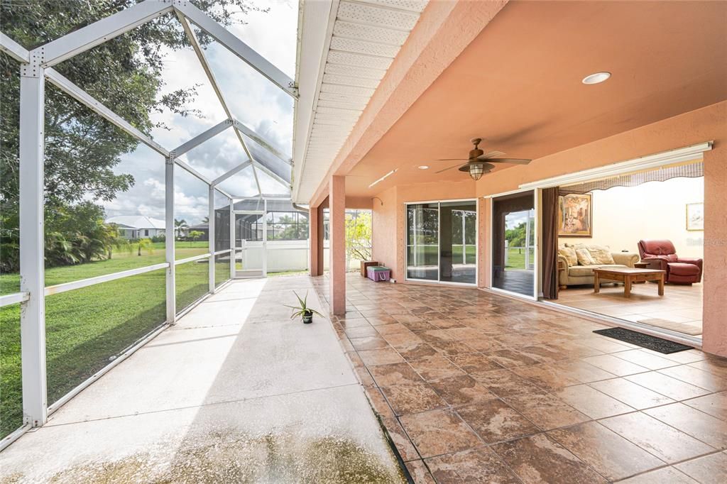 Под контрактом: $337,000 (3 спален, 2 ванн, 1901 Квадратных фут)