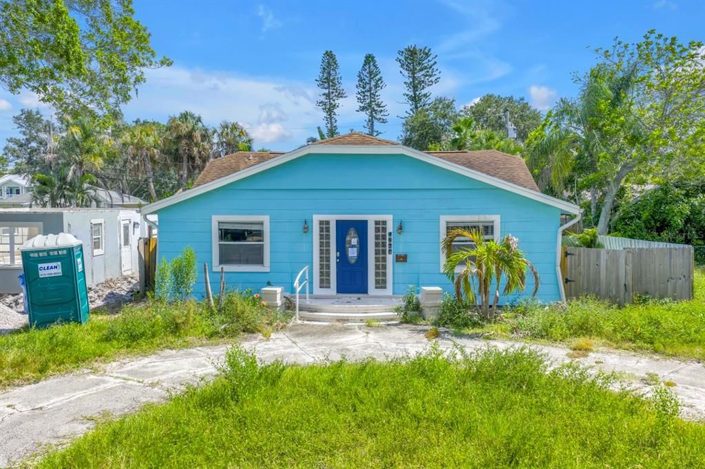 Active With Contract: $153,000 (4 beds, 2 baths, 1413 Square Feet)