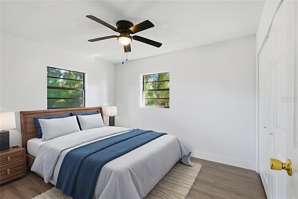 Active With Contract: $320,000 (4 beds, 2 baths, 1248 Square Feet)