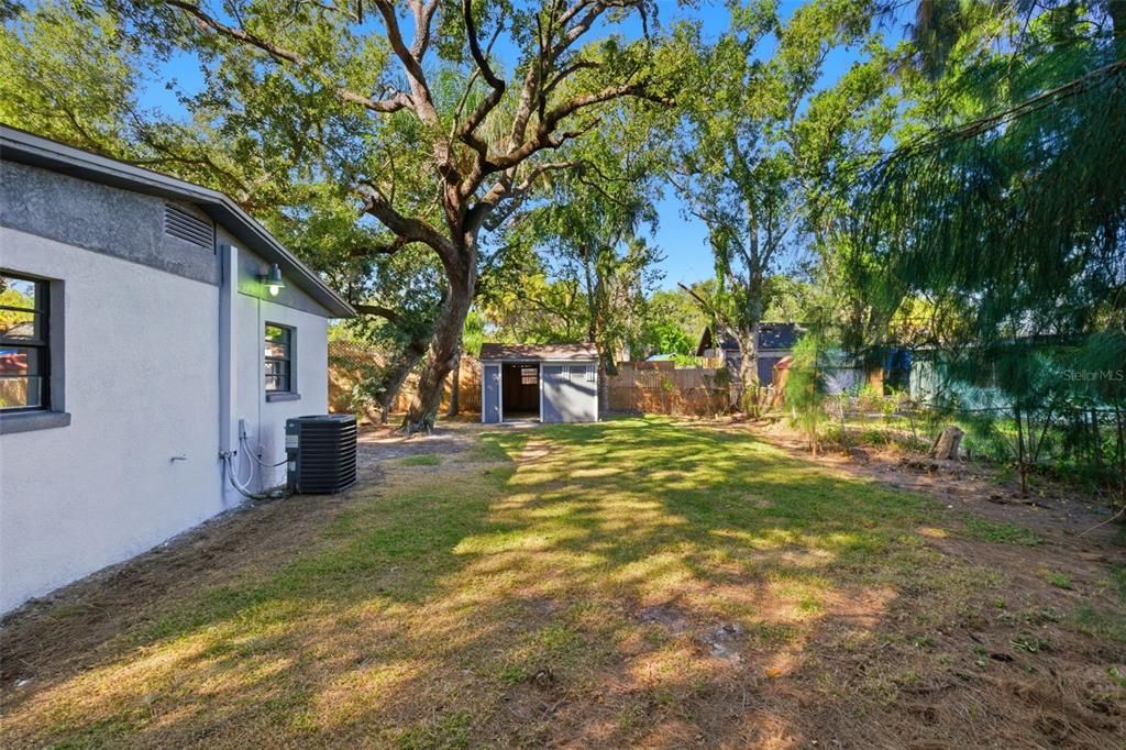 Active With Contract: $320,000 (4 beds, 2 baths, 1248 Square Feet)