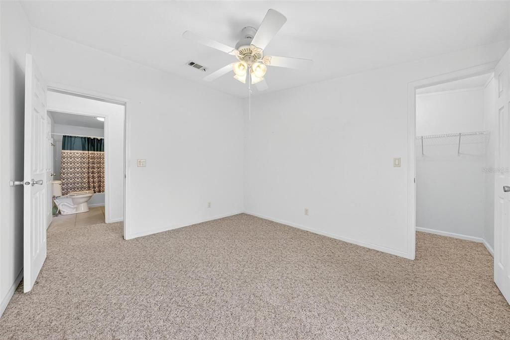 For Sale: $600,000 (3 beds, 2 baths, 1620 Square Feet)