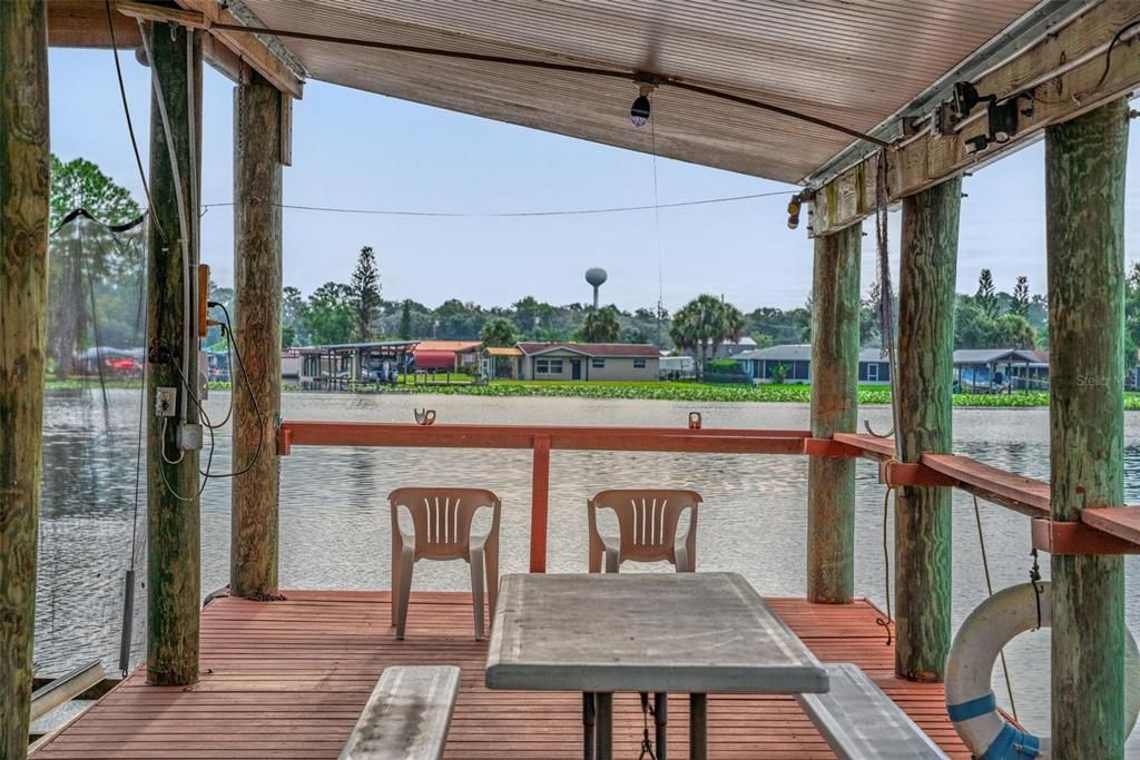 For Sale: $600,000 (3 beds, 2 baths, 1620 Square Feet)