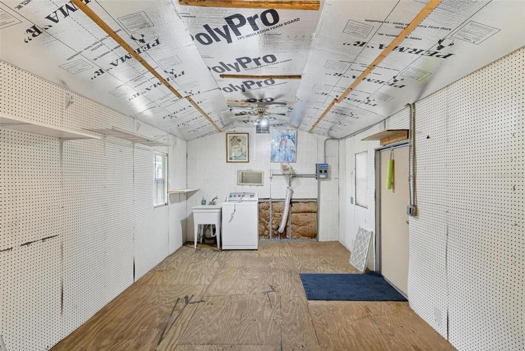 For Sale: $600,000 (3 beds, 2 baths, 1620 Square Feet)