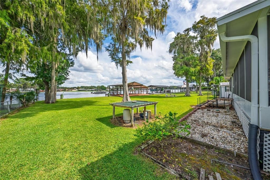 For Sale: $600,000 (3 beds, 2 baths, 1620 Square Feet)