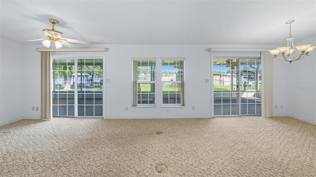 For Sale: $600,000 (3 beds, 2 baths, 1620 Square Feet)