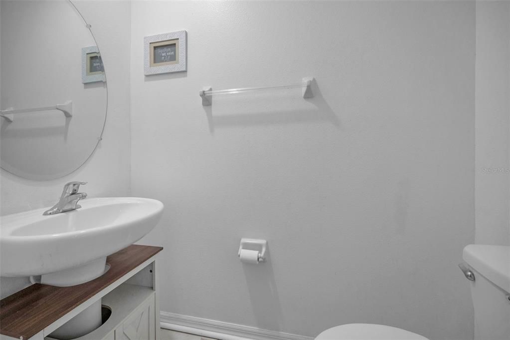 For Sale: $280,000 (2 beds, 2 baths, 1541 Square Feet)