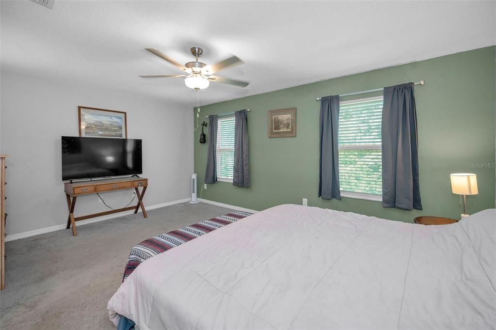 For Sale: $280,000 (2 beds, 2 baths, 1541 Square Feet)