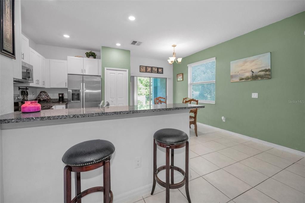 For Sale: $280,000 (2 beds, 2 baths, 1541 Square Feet)