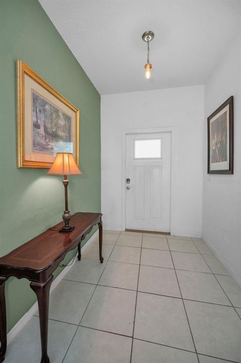 For Sale: $280,000 (2 beds, 2 baths, 1541 Square Feet)