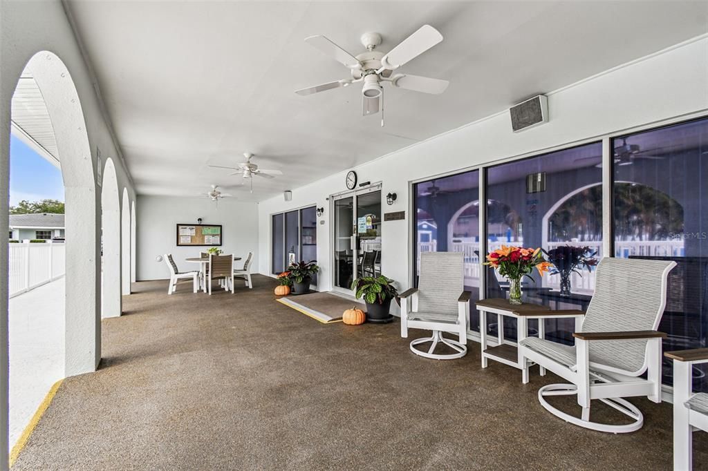 Active With Contract: $169,900 (2 beds, 1 baths, 1180 Square Feet)