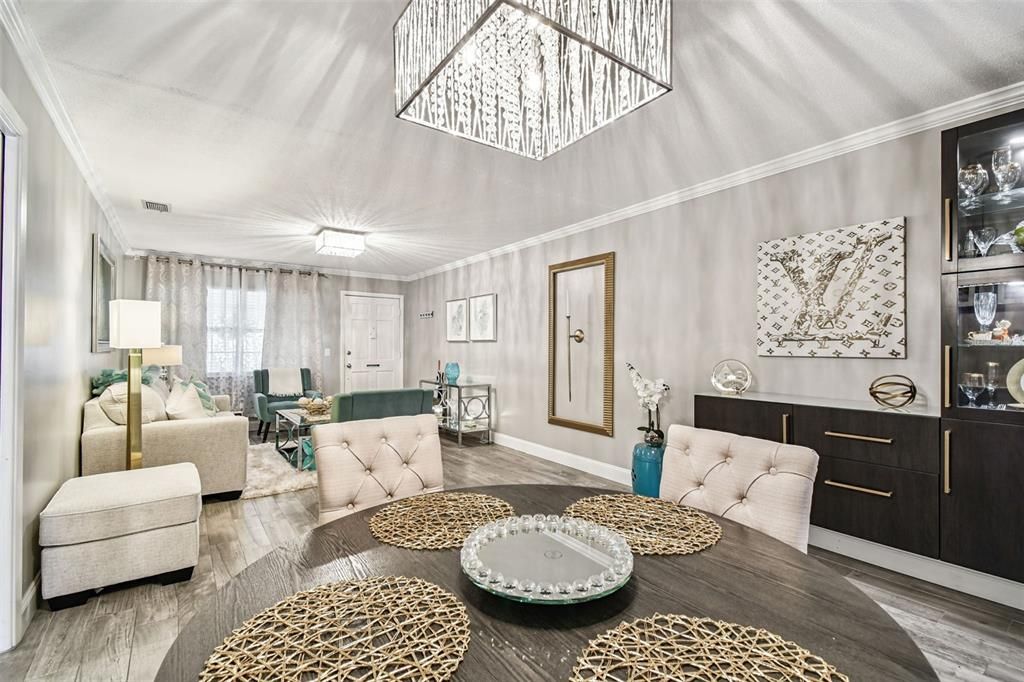 Active With Contract: $169,900 (2 beds, 1 baths, 1180 Square Feet)