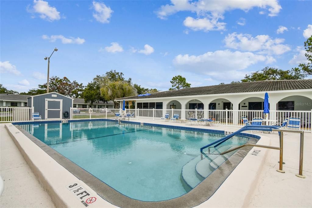 Active With Contract: $169,900 (2 beds, 1 baths, 1180 Square Feet)