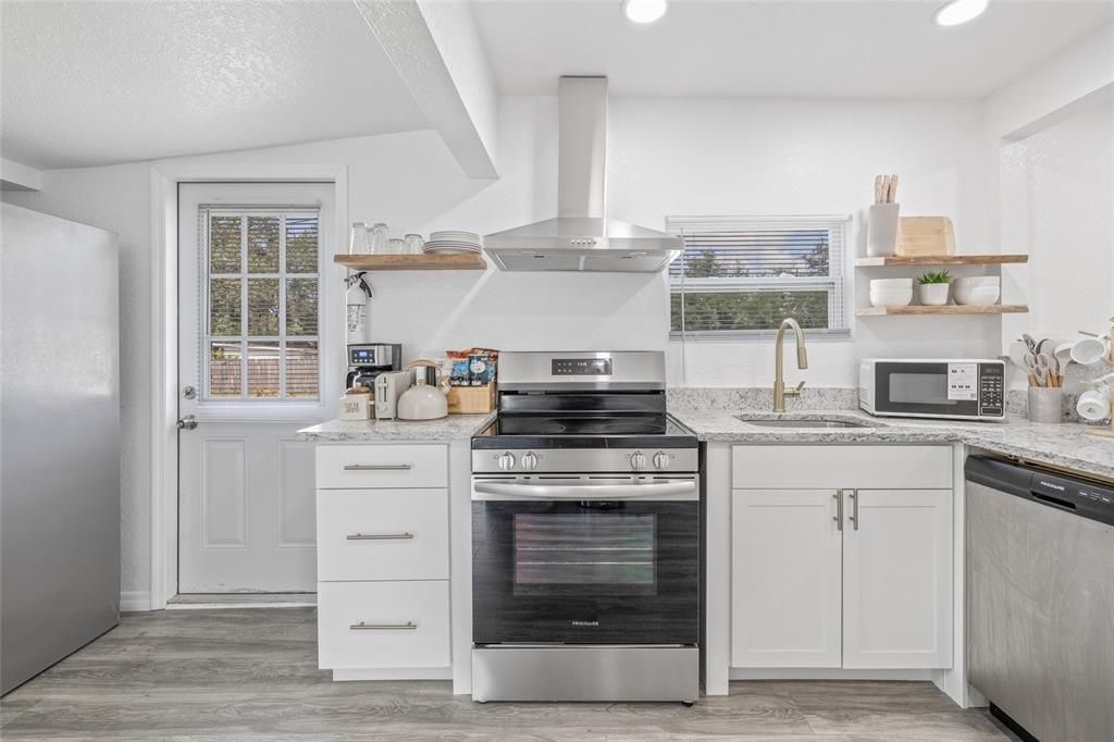 Activo con contrato: $1,600 (2 camas, 1 baños, 744 Pies cuadrados)