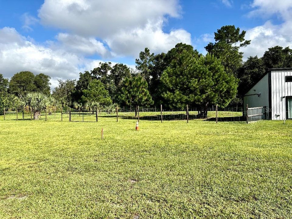 Под контрактом: $450,000 (2 спален, 2 ванн, 1344 Квадратных фут)